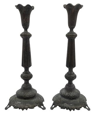 זוג פמוטי נחושת FRAGET פולין מאה 19, גדולים ומיוחדים מצופים כסף, חתומים, גובה 37 ס"מ