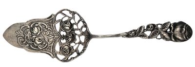 מרית כסף 800 עתיקה, מעוטרת ורדים, חתומה, אורך 21 ס"מ, משקל 57 גרם