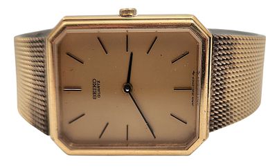 שעון יד SEIKO יפן, מצופה זהב, במצב עבודה, קוטר 25X35 מ"מ. 
"בית המכירות אינו מתחייב לתקינות של 