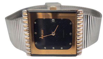 שעון יד RADO שוויץ, מכני אוטומטי, במצב עבודה, לוח 30X25 מ"מ. 
"בית המכירות אינו מתחייב לתקינות 