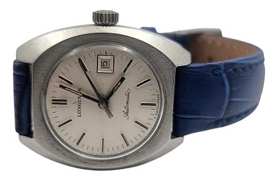 שעון יד LONGINES שוויץ, מכני אוטומטי, במצב עבודה, קוטר 25 מ"מ. 
"בית המכירות אינו מתחייב 
