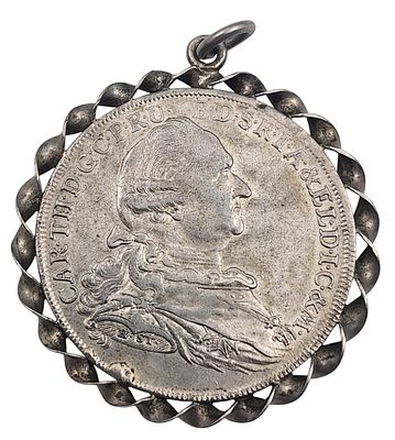 תליון מטבע כסף 833, 1 טהלר גרמניה 1778, קוטר 40 מ"מ, משקל כולל 31 גרם