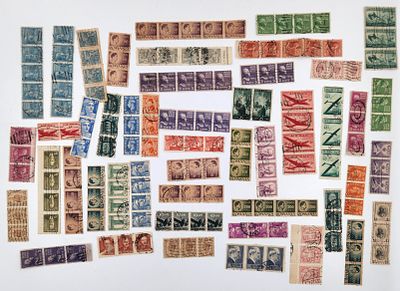 לוט גדול של בולים בשלשות ורביעיות מהעולם, חלקם עתיקים