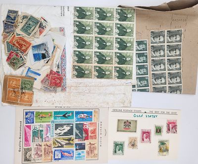 לוט גדול בולים מהעולם, חלקם עתיקים