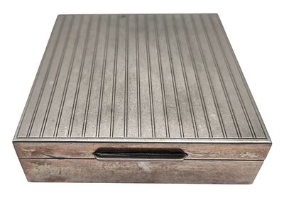 קופסת כסף 800 חיפוי פנימי מעץ, חתומה, 11X11X3 ס"מ, משקל כולל 220 גרם