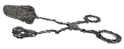 מלקחיים כסף 800 גרמניה מאה-19, מעוטרות בעבודה מיוחדת, חתומים, אורך 21 ס"מ, משקל 81 גרם