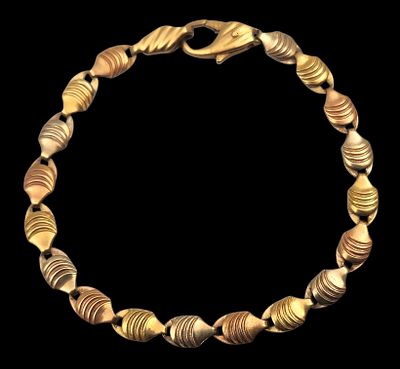 צמיד זהב 18K שלושה צבעים, אורך 18 ס"מ, משקל 8.9 גרם