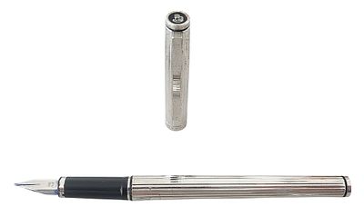 עט נובע PELIKAN SIGNUM גרמניה, ציפורן זהב 14K.