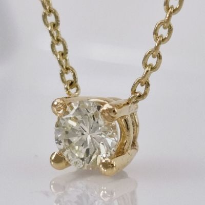 14K gold solitaire necklace set with a central diamond weighing 0.3 carats Gold weight 2g The 