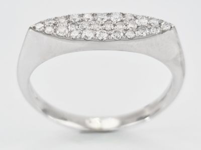 14K white gold ring Marquise-shaped plate inlaid with natural diamonds weighing 0.3 carats in 