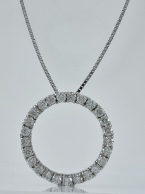 Necklace with 14K gold-plated pendant Hidden design Stunning design set with natural diamonds 