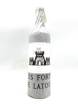 Wine Chateau Latour Pauillac Les Forts de Latour 2005. A M&eacute;doc landmark, Ch&acirc;teau Latour is a 