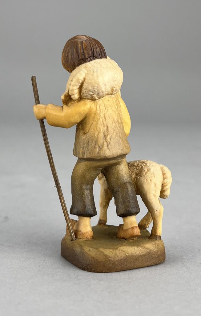 Lot 277 – Anri Juan Ferrandiz Peaceful Friends Wood Figure | Epic