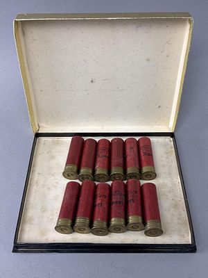 12 Western Xpert 16ga Shotgun Shells. Lot of 12 Western Xpert 16-gauge shotgun shells. These 
