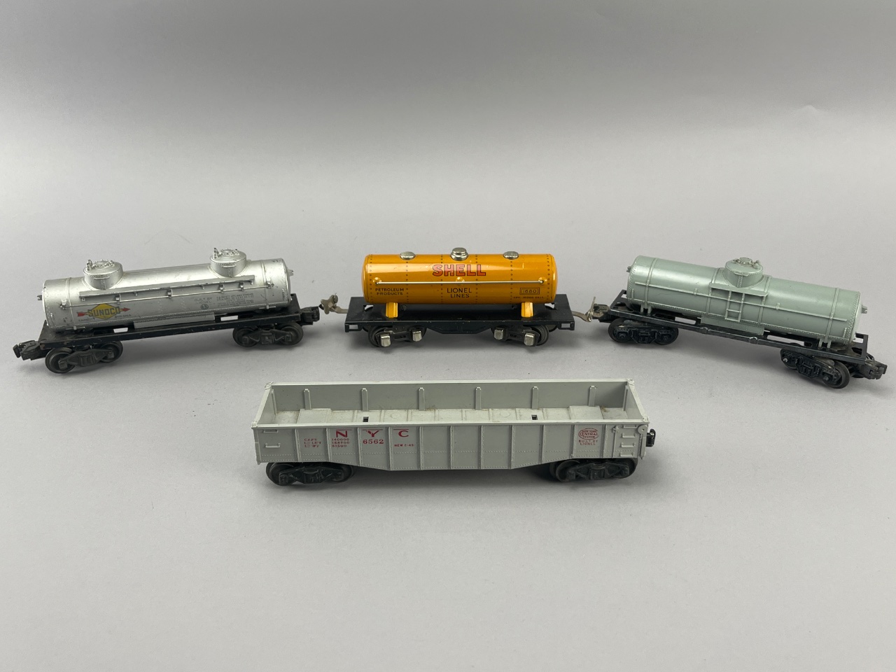 Shell Tank Train Lot 391 – Lionel O Gauge Train Cars: Shell Tank, Sunoco, NYC Gondola ...