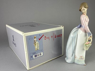 Lladro 07622 'Basket of Love' Figurine w/ Box. Lladro 07622 'Basket of Love' porcelain figurine 