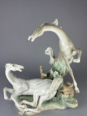 Lladro 4597 'Playful Horses' Porcelain Figurine. Lladro 4597 porcelain figurine titled “Playful 