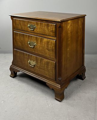 Kindel Belvedere 3 Drawer Cherry Nightstand. Kindel Furniture Company (Grand Rapids, Michigan) 