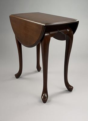 Queen Anne Style Cherry Drop-Leaf End Table. Queen Anne style drop-leaf end table, or petite tea 
