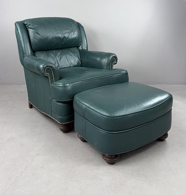 Traditional Leather Club Chair & Ottoman. Distinction Furniture Corporation (Conover, North 