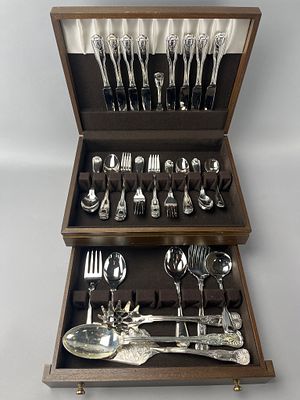the main course Silverware Set with Serving Utensils. Silverware set with serving utensils by 