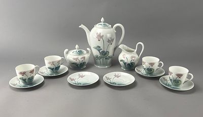 Jaeger & Comp. Porcelain Tea Set with Floral Decoration. Jaeger & Comp. nine-piece porcelain tea 