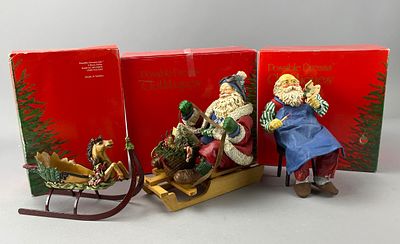 Possible Dreams Clothiques Santa Figurines Set. Possible Dreams Clothiques Santa figurines 