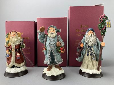 June McKenna Santa Claus Figurine Set, Painted Resin. Set of three June McKenna Santa Claus 