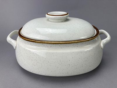 Mikasa Ceramic Tureen with Lid, Speckled Pattern. Mikasa ceramic tureen with lid, featuring a 