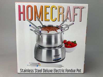 Homecraft Stainless Steel Fondue Pot, Model HCFP8SS. Homecraft stainless steel electric fondue 