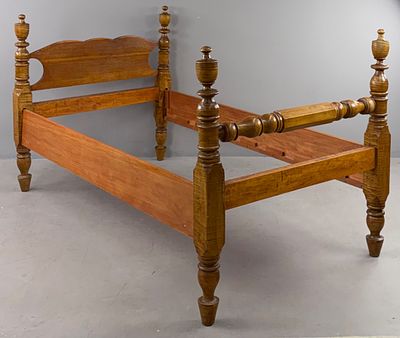 Antique 19th Century American Tiger Maple Four Poster Bed. Antique 19th Century American four 