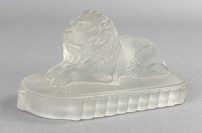 Gillinder & Sons Frosted Glass Lion Figurine 1876 Centennial Exhibit. Gillinder &amp; Sons 