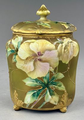 Japanese Porcelain Biscuit Jar c. 1891-1911. Antique Japan (Nippon) porcelain cracker or biscuit 