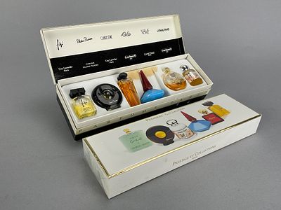 Prestige Collections Paris Mini Perfume Sets. Prestige Collections Paris perfume sets featuring 