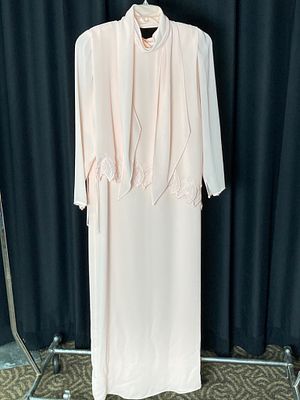 Ursula of Switzerland Pink Dress with Embroidery. Ursula of Switzerland long-sleeved pink dress 