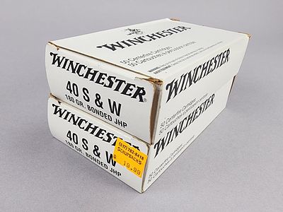 Winchester .40 S&W Ammunition 100 Rounds. Winchester .40 S&amp;W centerfire pistol ammunition 