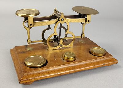 Victorian British Brass Postal Scale w/Original Weights c. 1880-1901. Victorian British brass 
