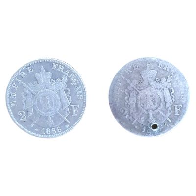 צרפת -נפוליאון III - 2 פרנקס - לוט 2 מטבעות אחד עם חור כסף 0.900 משקל כולל 20 גרם