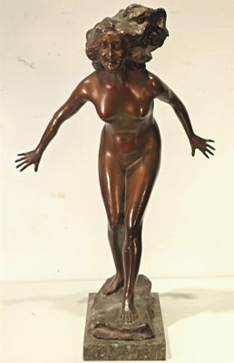 De Martino Giovanni (Napoli 1870 - 1935) - Nudo femminile scultura in bronzo firma: di lato a 
