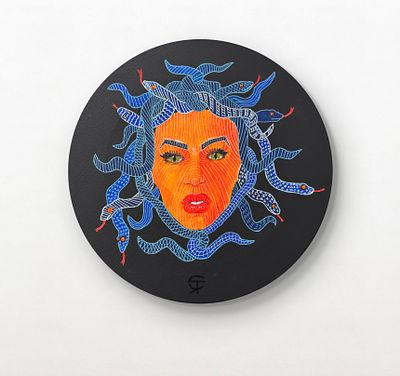 Светлана Яшина, Sveta Silence - &laquo;Современная Горгона, то ли на змей не смотри, то ли на губы&raquo;. Диаме 