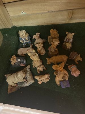 15 pig ornaments