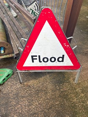 large flood tin road sign