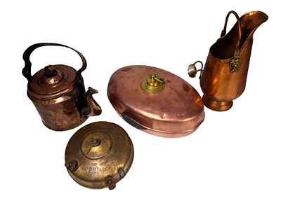 Antique & Vintage Copper and Brass Household Wares. Collection of antique and vintage copper and 