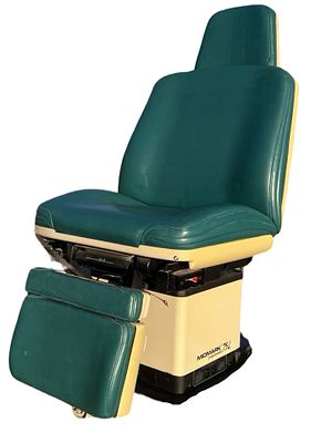 Midmark 75L Programmable Power Medical Exam Chair. Midmark 75L programmable electric medical 