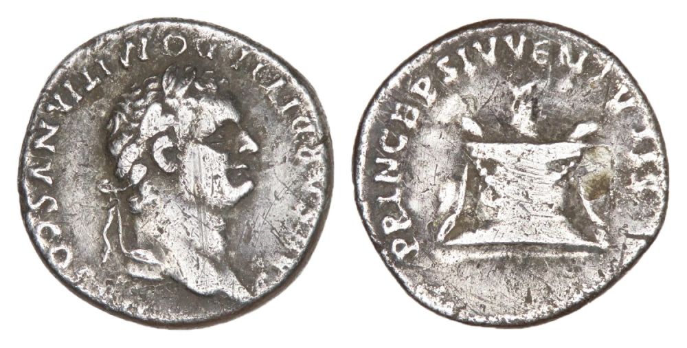 Lot 40: Domitian Denarius. Rome, AD 80. Silver, 17.33 mm...