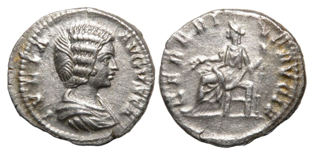Lot 134: Julia Domna Denarius. Rome, AD 200. Silver, 2.19g....