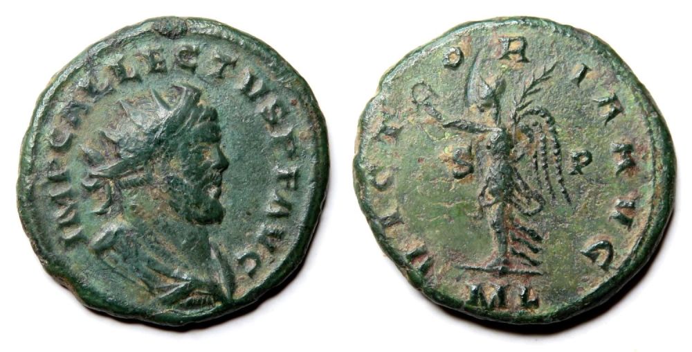Lot 211: Allectus Antoninianus. London, AD 293-4. Billon, 22.51mm 4.58g....