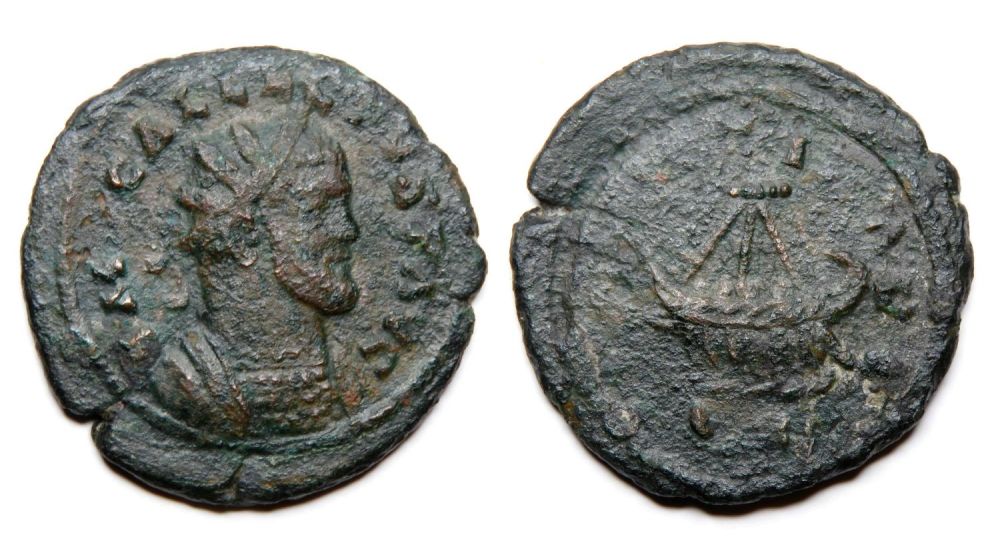 Lot 212: Allectus Quinarius. Colchester, AD 294-6. Billon, 20.17mm 2.91g....