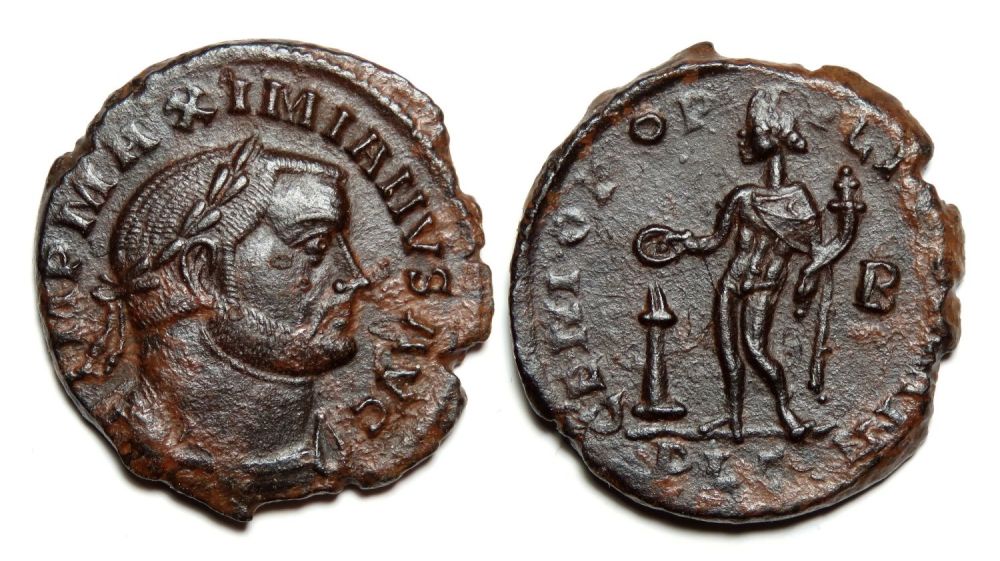 Lot 224: Maximianus follis. Lugdunum, AD 301-3. Billon, 28mm, 8.5g....