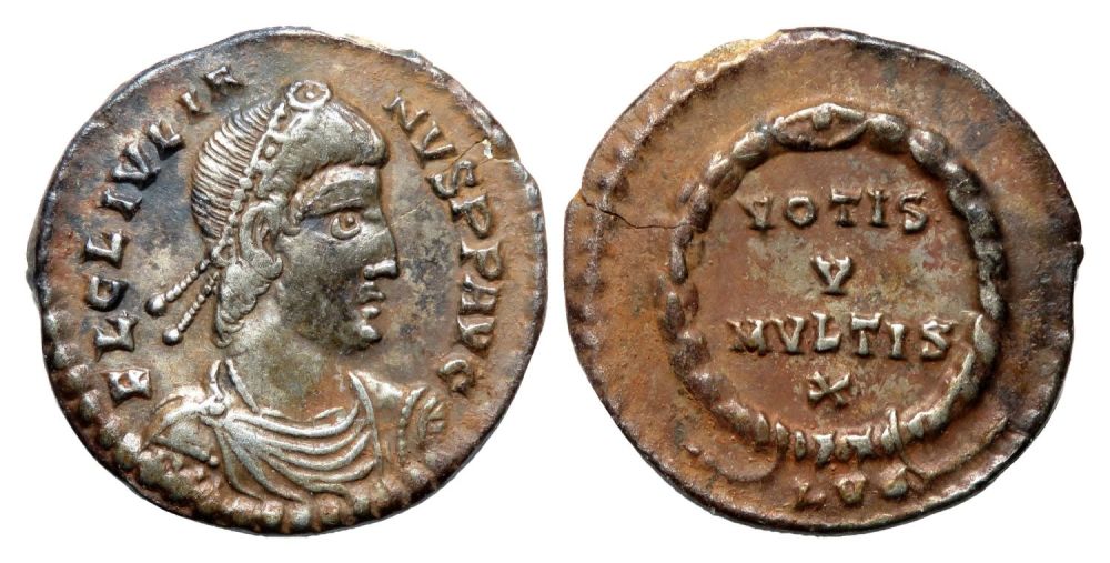 Lot 230: Julian II Siliqua. Lugdunum, AD 361-2. Diademed bust...